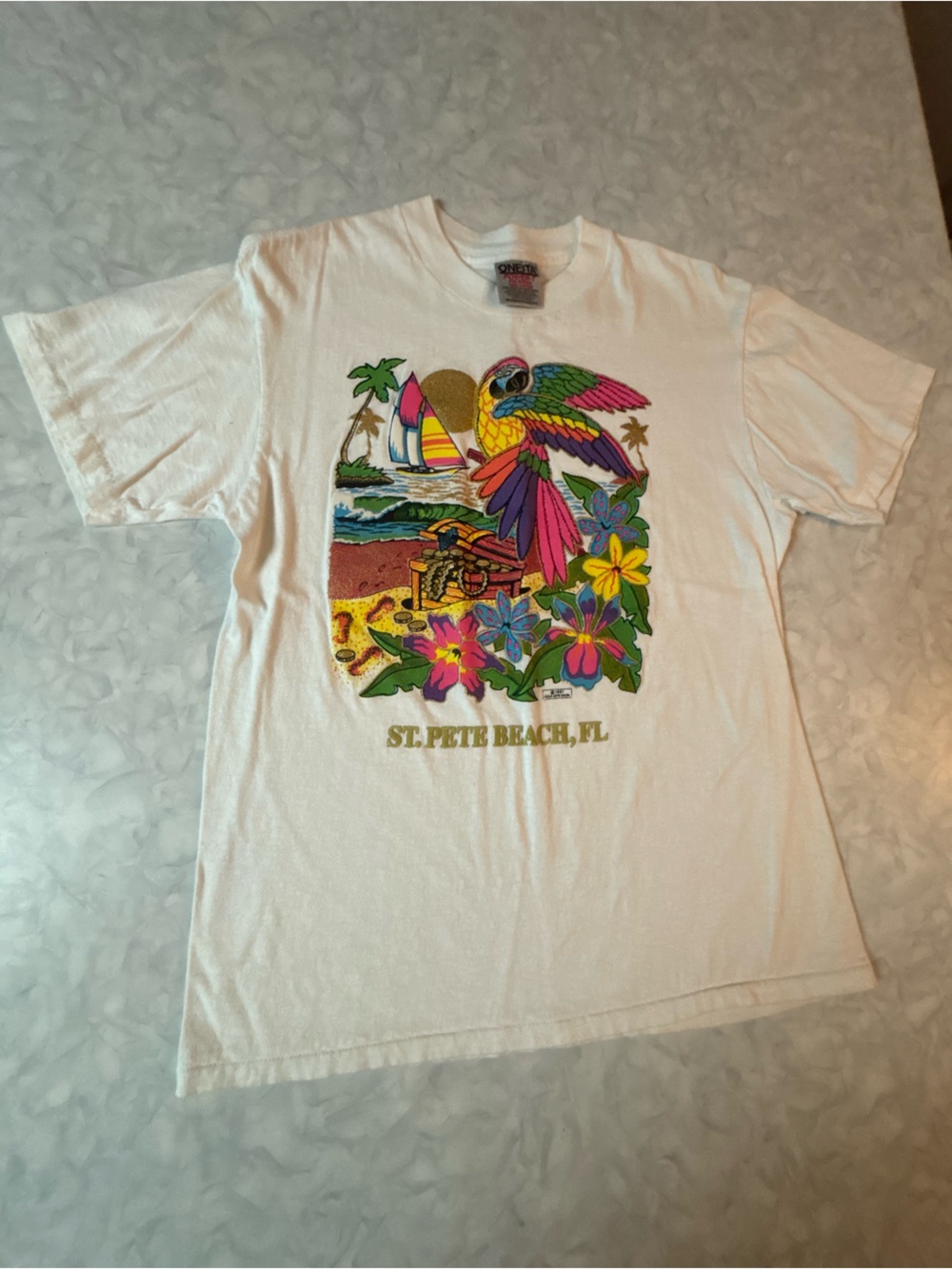 Vintage 90s St Pete Beach FL Parrot T Shirt Medium Oneita Power T Florida 1991